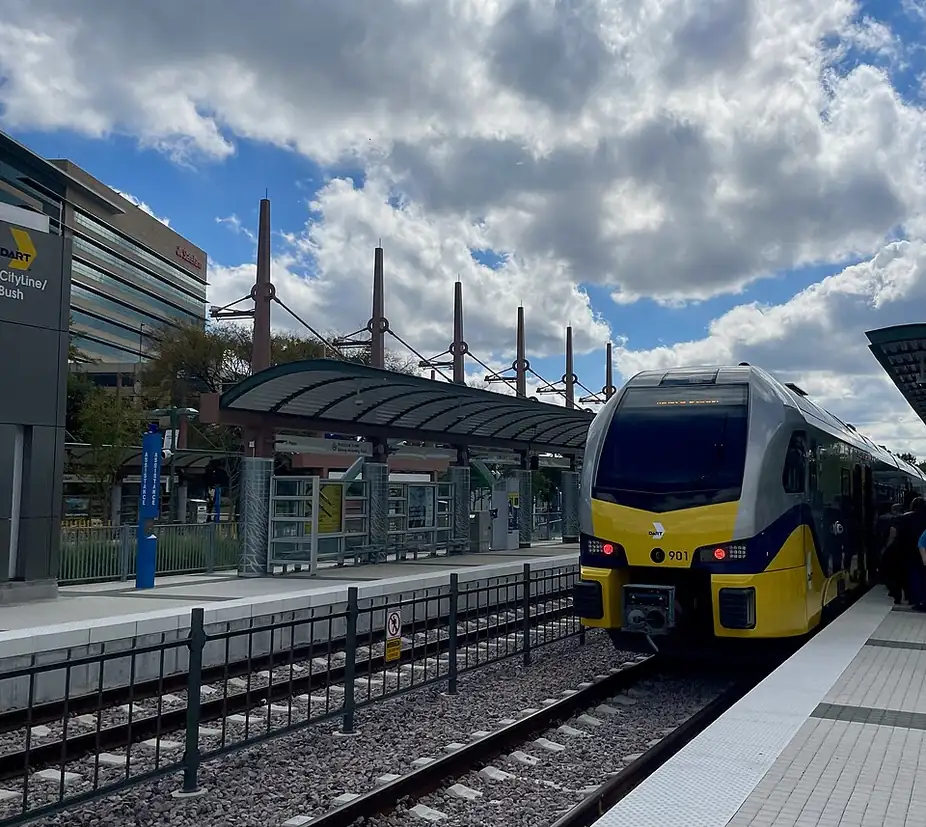 A Silver Line train at the CityLine/Bush station platform